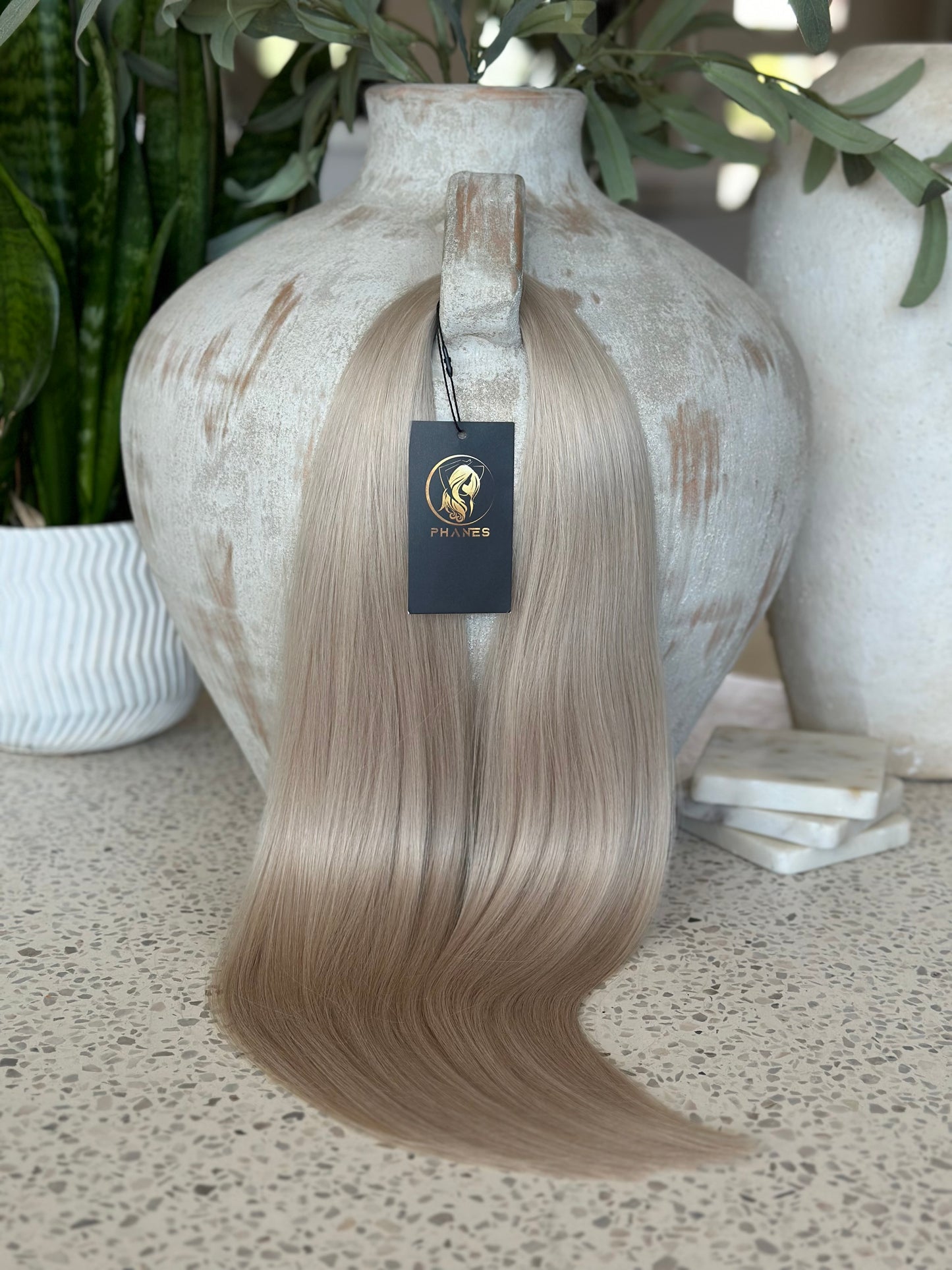 Extensiones de cabello en cortina invisible de color sólido Phanes