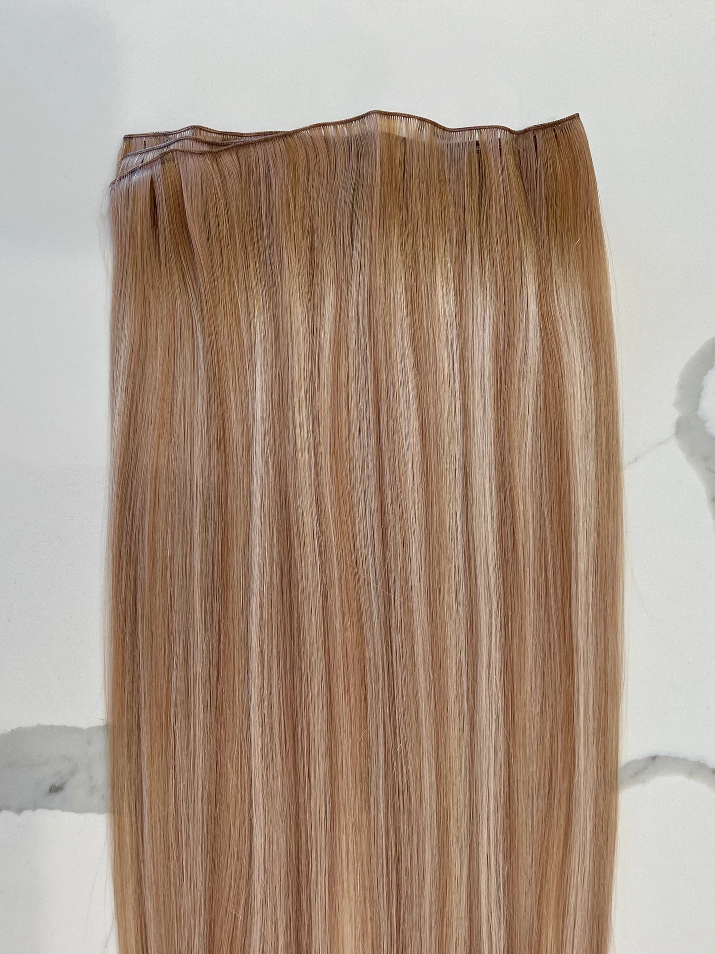 Extensiones de cabello en cortina invisible de color sólido Phanes