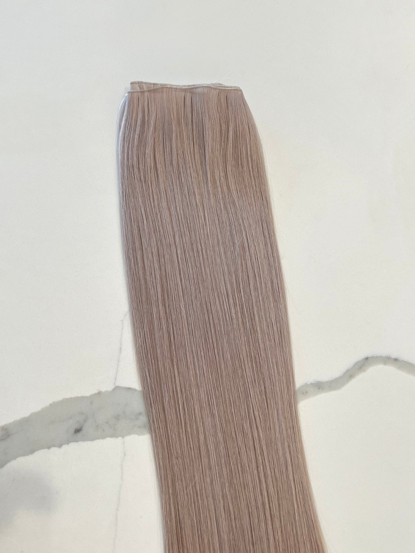 Extensiones de cabello en cortina invisible de color sólido Phanes