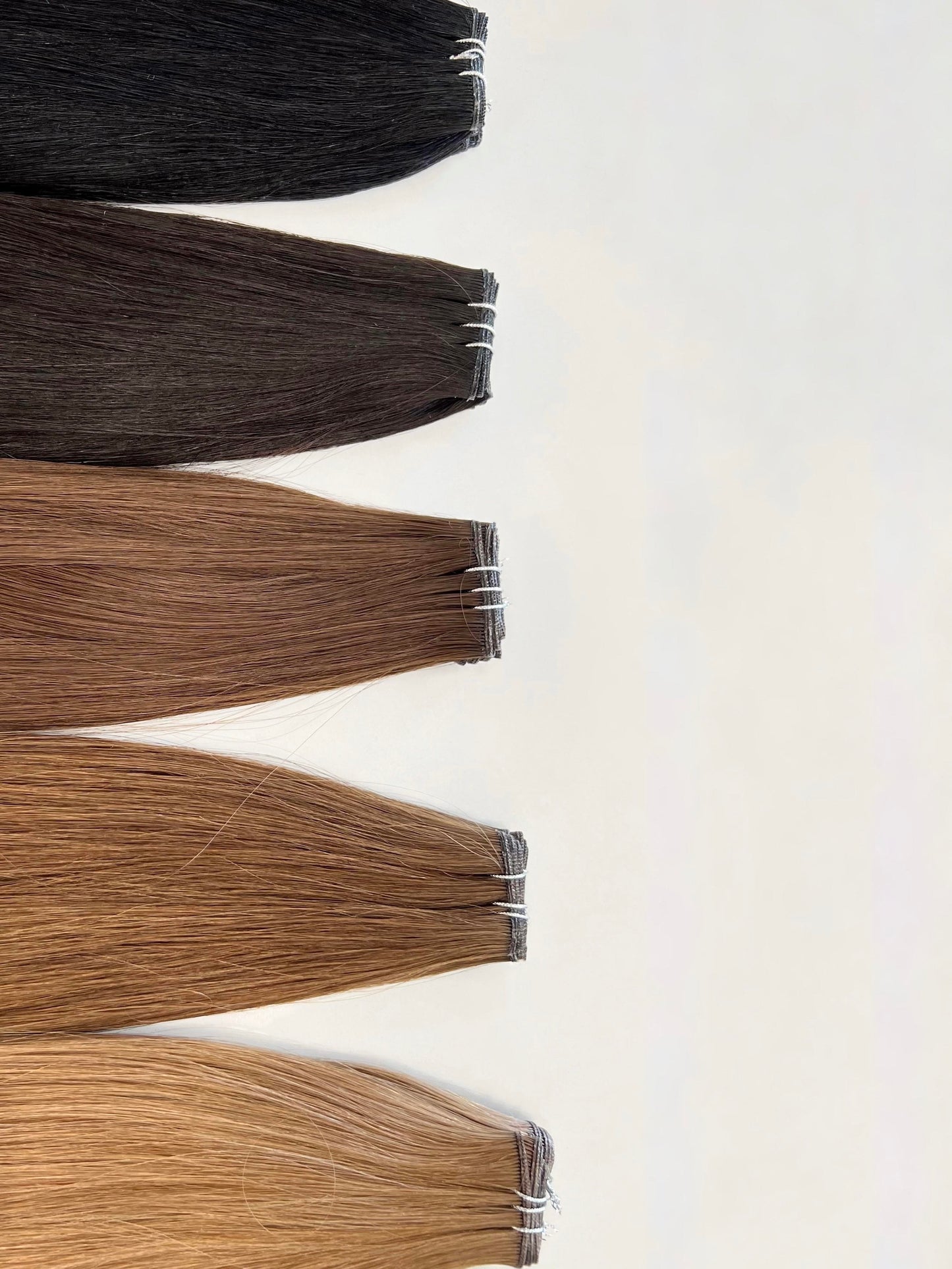 Extensiones de cabello en cortina invisible de color sólido Phanes